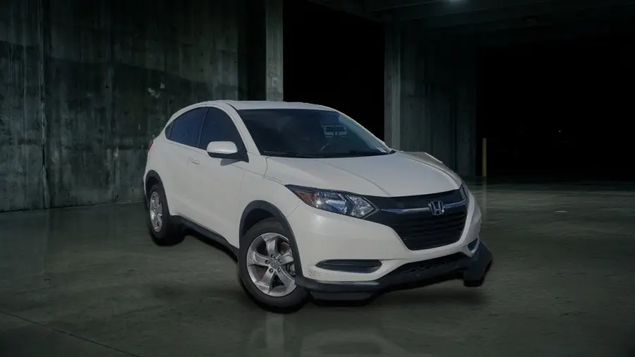 2016 Honda HR-V LX, White, side view