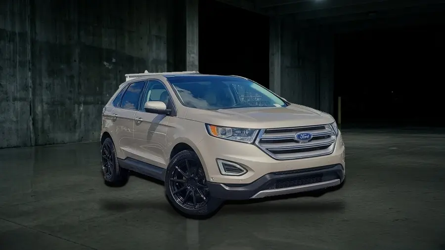 2017 Ford Edge Titanium, Gold, side view