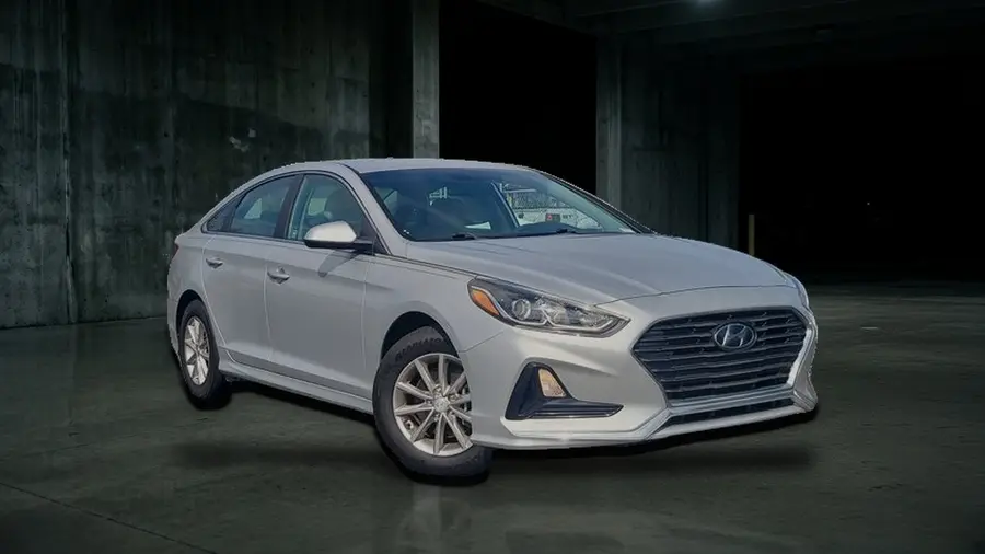 2018 Hyundai Sonata SE, Symphony Silver, side view