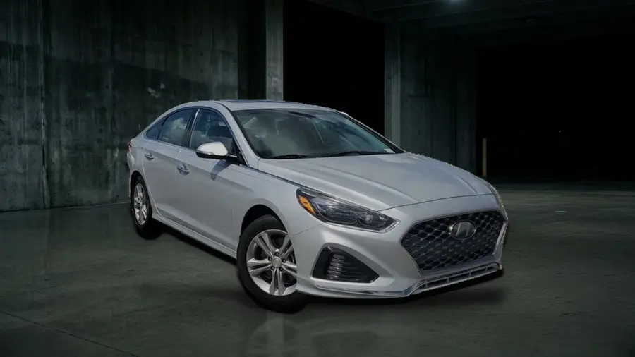 2018 Hyundai Sonata Limited, Symphony Silver, side view