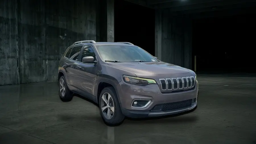 2019 Jeep Cherokee Limited, Granite Crystal Metallic Clearcoat, side view
