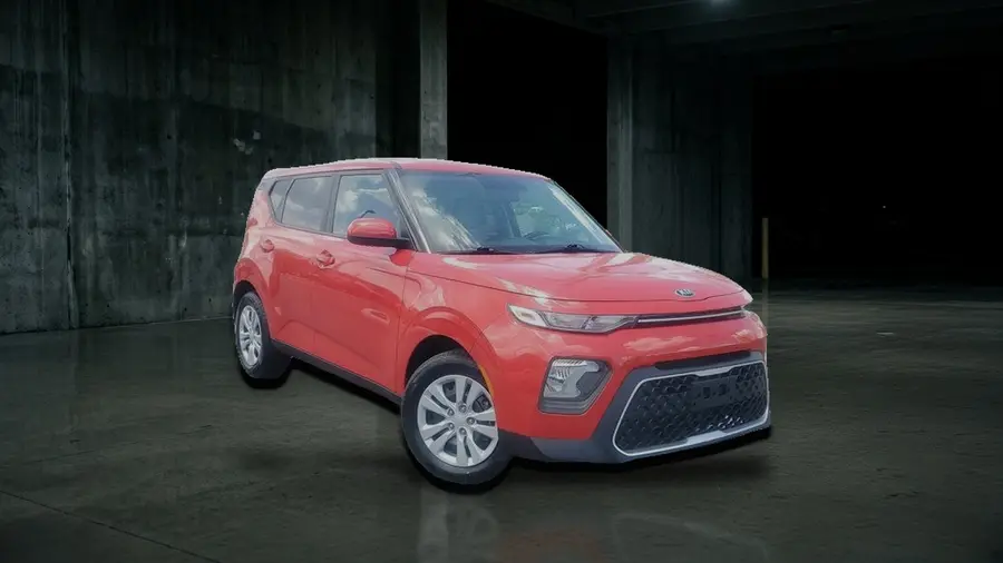 2020 Kia Soul LX, Inferno Red, side view