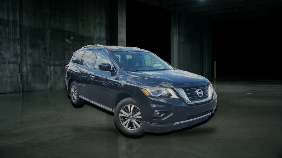 2020 Nissan Pathfinder SL, Magnetic Black Pearl, side view